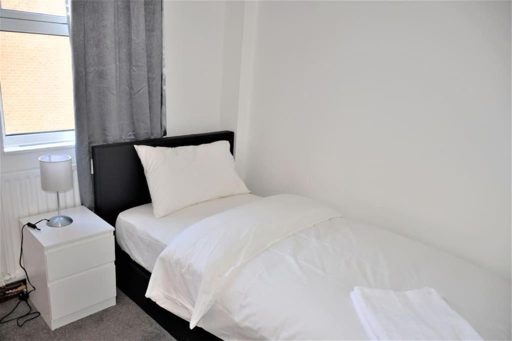 London Zone 2, 2 Bedroom House Esterno foto