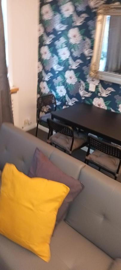 London Zone 2, 2 Bedroom House Esterno foto